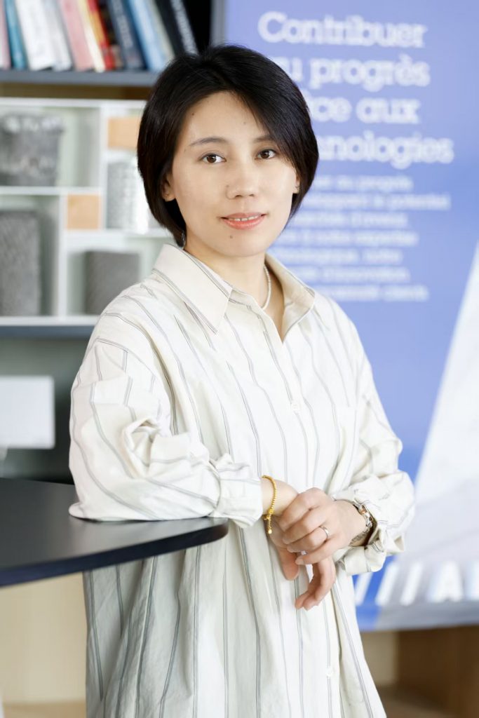 张婷